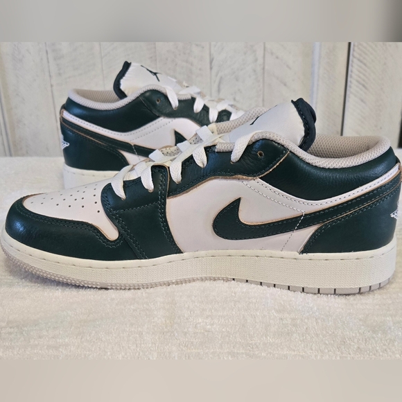 Nike Other - Nike Air Jordan Low SE Oxidized Green